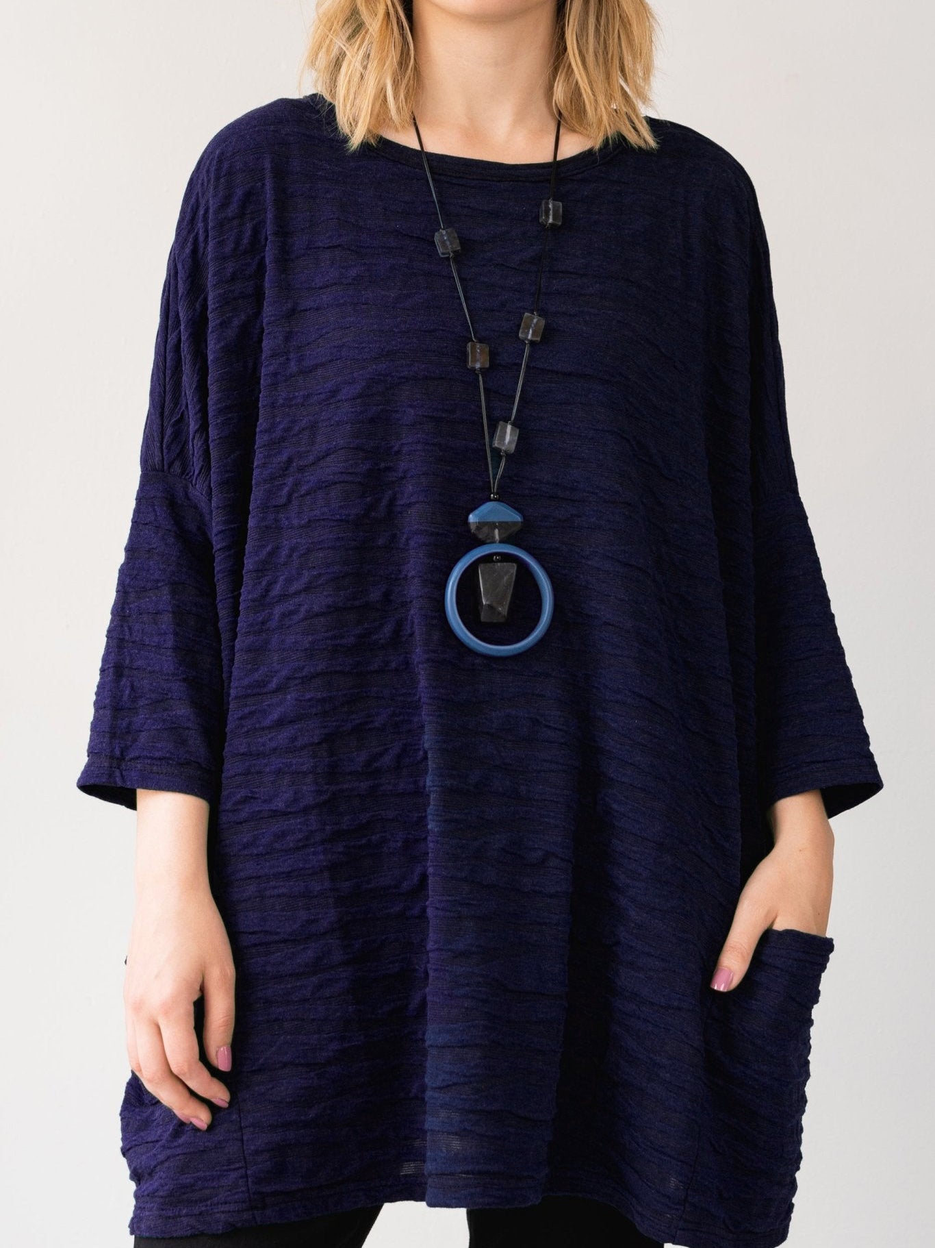 Solid Three Quarter Sleeves Textured Pullover